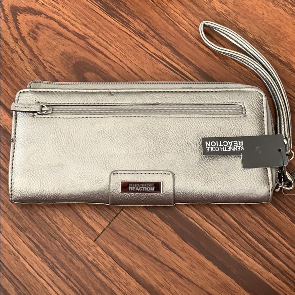 NWT Kenneth Cole wallet Wristlet